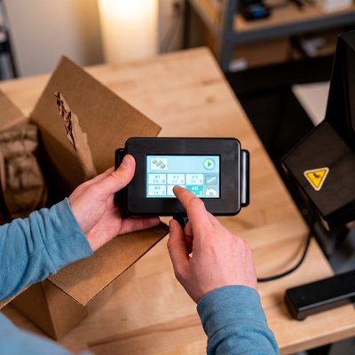 Operating the ProPad Mini touchscreen